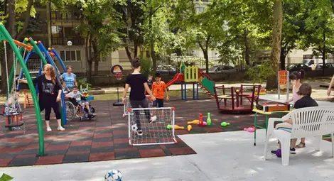 Каритас изгради площадка за игра  на децата в център &bdquo;Милосърдие&ldquo;