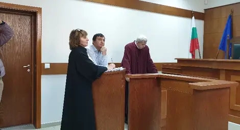 Д-р Мехмед обжалва отстраняването си и случаят стигна до Конституционния съд, но там отсъждането не бе в негова полза. Снимка: Архив „Утро“ Д-р Мехмед обжалва отстраняването си и случаят стигна до Конституционния съд, но там отсъждането не бе в негова полза. Снимка: Архив „Утро“