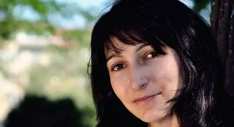 Русенка от София представя втората си поетична книга