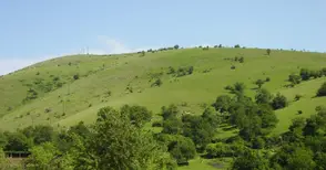 Земеделец с две обвинения заради старание да изпълни заповеди за двама министри