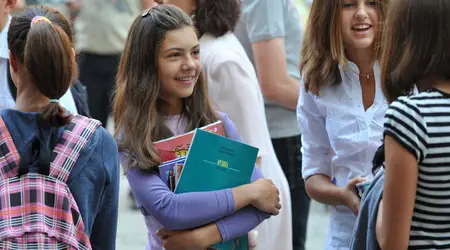 Родителите ще похарчат средно 354 лв. за първия учебен ден