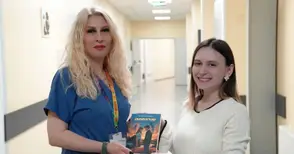 Поезия, родена в болничната стая - пациентка превърна лечението си в книга и вдъхновение за екипа на Неврологичното отделение в “Медика“