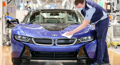 BMW e продала повече автомобили през първото тримесечие, отколкото за същия период преди кризата