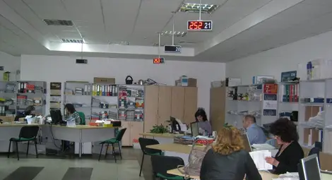 Данъчните пак питат клиентите си добре ли са обслужвани