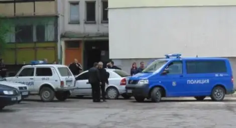 След 3 седмици мъки: Почина убиецът на Клавдия!