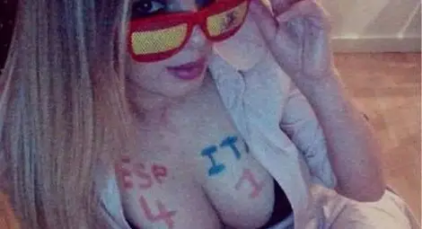 Порнозвездата-оракул прогнозира разгромна победа за Испания