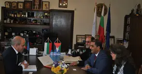 Посланикът на Палестина покани Русе да се включи в икономически форуми