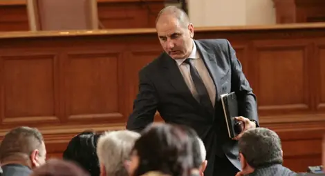 Цветанов: ЕК подготвя наказателна процедура срещу България