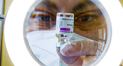 Нидерландия съобщава за повече ваксинирани с "АстраЗенека", получили тромбози