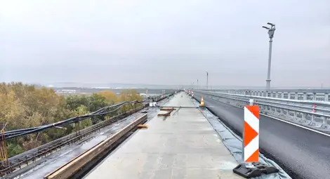 Отвориха Дунав мост и за тежкотоварния трафик