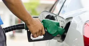 Представяме талона на колата за отстъпката от 25 стотинки на литър гориво