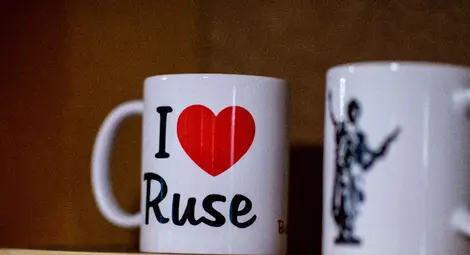 Нов магазин за сувенири срещу Доходното здание популяризира Русе Нов магазин за сувенири срещу Доходното здание популяризира Русе