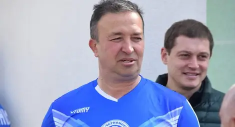 Феновете с благотворителна акция за лечението на Владо Стоянов