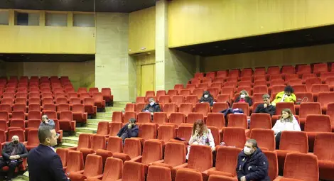 Пенчо Милков: За момента не планираме намаляване на уличното осветление