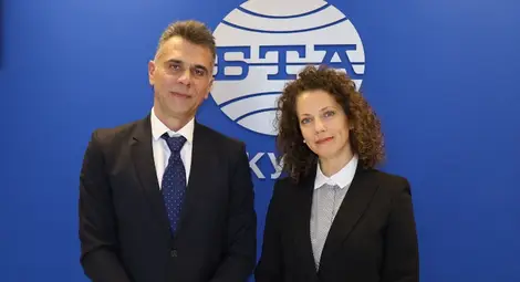 Защо фирма от Разград предпочита пазара в Солун пред столицата на северната ни съседка: Камионът стига до Русе за 45 минути. До Букурещ му трябват два дни