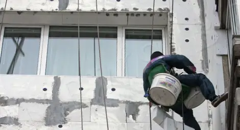 Нов вид измама - мошеници обикалят селата и се представят за строителни майстори