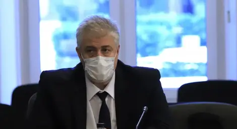 Никой не дължи потребителска такса за ваксина