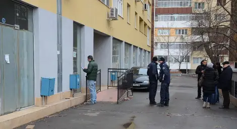 91 имота в блок &bdquo;Теодора&ldquo; отиват на публична продан