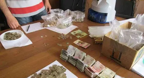 25 килограма монети в дарените 8260 лева за храма &bdquo;Всех Святих&ldquo;