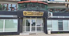 Пет фирми задължени да ограничат миризмите от производството си