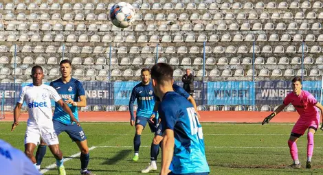 Контролата „Дунав“-“Спартак“ на плевенски терен днес Контролата „Дунав“-“Спартак“ на плевенски терен днес