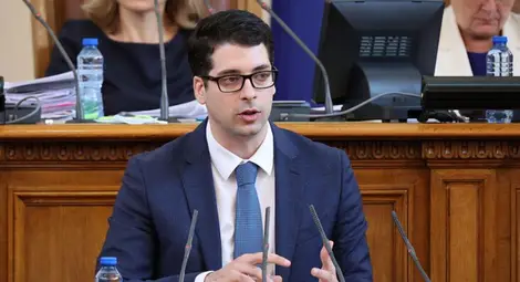 Пеканов: Климатичната криза е пример за пазарен провал