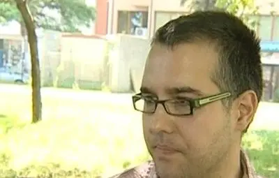 Мъж търси своя брат близнак, подозират лекари за изчезването му