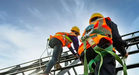 Нуждата от работна ръка намаля наполовина за година