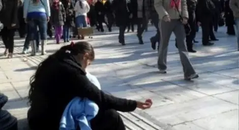 Пак намериха малък рус ангел в ромско семейство на остров Родос