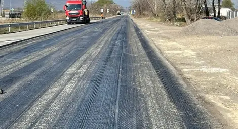 АПИ дължи над 600 млн. лв. на фирми за ремонти на пътища