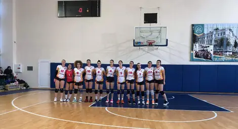 Девойките от "Любо Ганев-Автосвят" спечелиха убедително Коледния волейболен турнир във Варна /галерия/