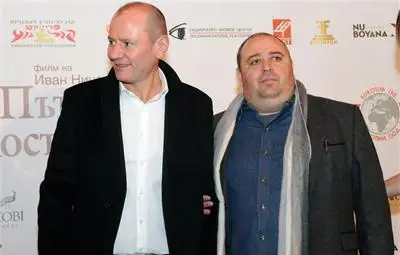 Битка: Да намалят парите за "Комиците" или да го спрат