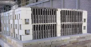 „Труд“ представя продукти за печки и камини във Верона