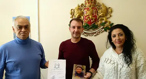 Ценна методическа литература получиха ОЦ „Малвина“ и ЦСОП „Д-р Петър Берон“-Кубрат Ценна методическа литература получиха ОЦ „Малвина“ и ЦСОП „Д-р Петър Берон“-Кубрат