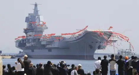 Китай пусна първия самолетоносач собствено производство