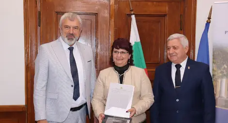 Русенският областен управител Драгомир Драганов: Подкрепата за научните изследвания, развитието на младите учени и стимулирането на иновациите са стратегически приоритети пред българското правителство