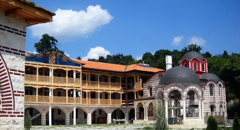 Гигинският манастир предложи подслон и надежда на останалия без дом Богомил от Русе