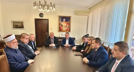 Кметът на Русе и главният мюфтия: Диалогът между общностите е ключът към единството Кметът на Русе и главният мюфтия: Диалогът между общностите е ключът към единството