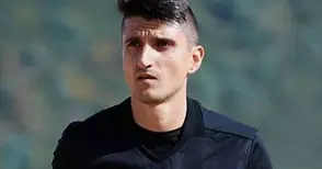 Владимир Ташков със значката на ФИФА и през следващата година