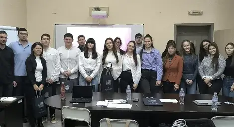 В Русенския университет се проведе финалът на националната купа по финансова грамотност за ученици