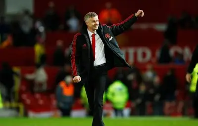 Солскяер до сър Мат Бъзби и Жозе Моуриньо след 4:1 над "Борнемът"