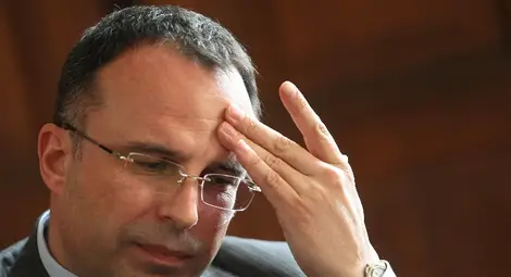 Агроминистерството обезврежда бомбите  със закъснител в Закона за земята