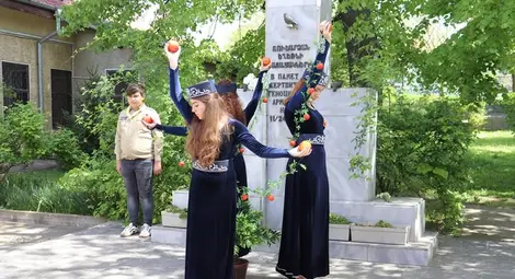 Отец Дирайр ще служи на 109-ата годишнина от Арменския геноцид