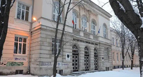 Избраха фирмите за ремонти на училища и градини за 12 милиона