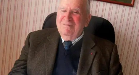 Кмет се оттегля след 67 години на поста