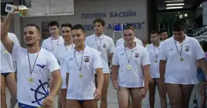 Млад русенски ватерполист за втори път стана държавен шампион с варненския „Комодор“