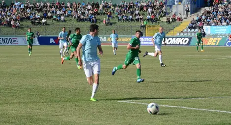 Нови наеми за терена и услугите на Градския стадион