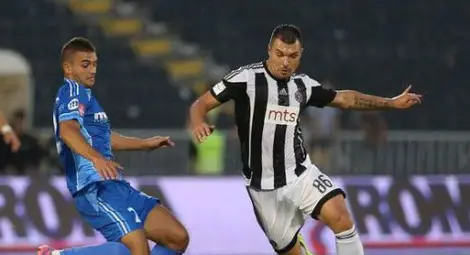 Валери Божинов с гол за победа на Партизан