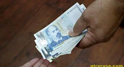 Русенка стигна дъното заради изплатен до стотинка бърз кредит