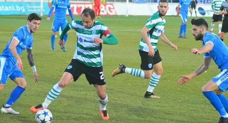 Нова "синя" вратарска грешка и нова загуба за Левски край морето Нова "синя" вратарска грешка и нова загуба за Левски край морето